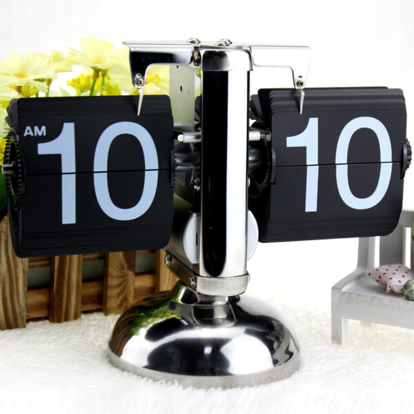 Retro Flip Clock - Image 5